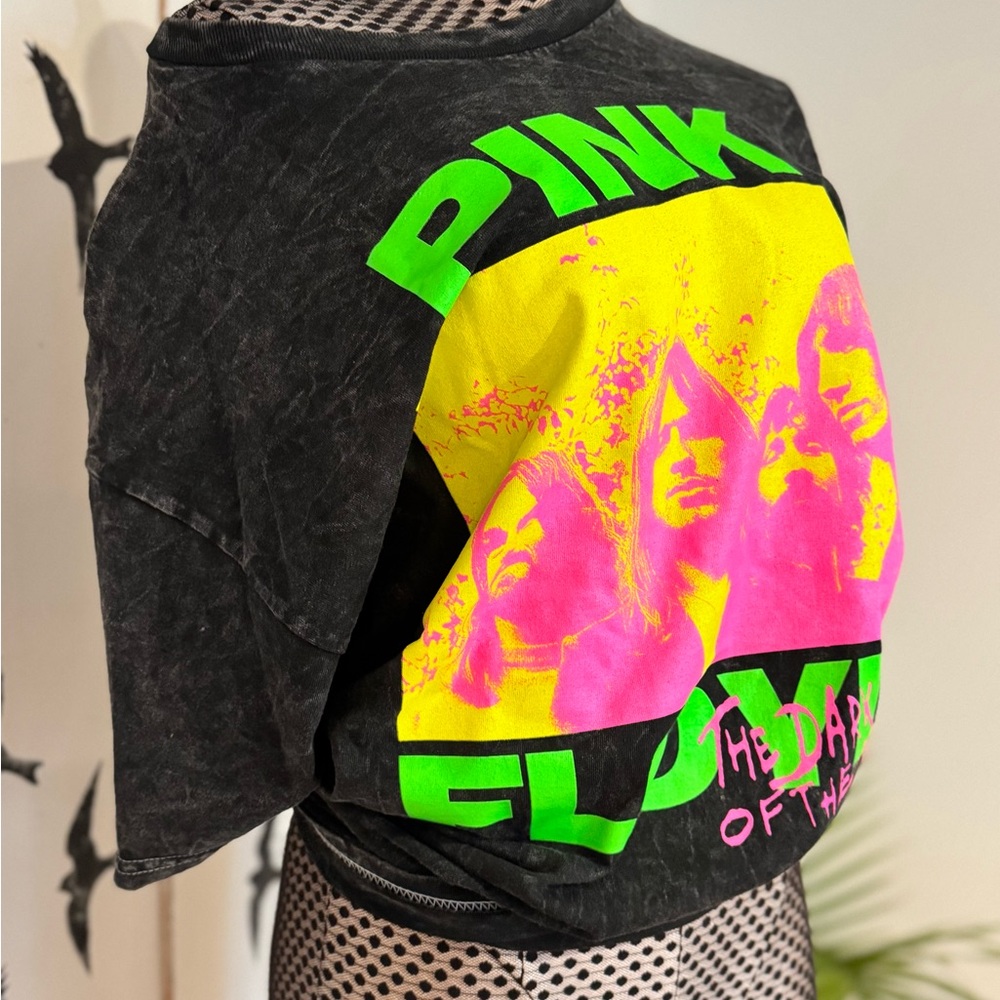 Pink Floyd Graphic Tee - Picture 2 of 2
